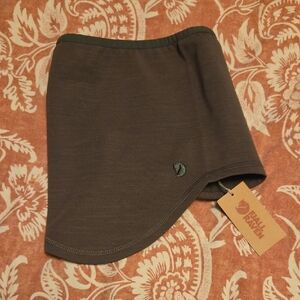 Fjallraven Keb Fleece Neck Gaiter Laurel Green